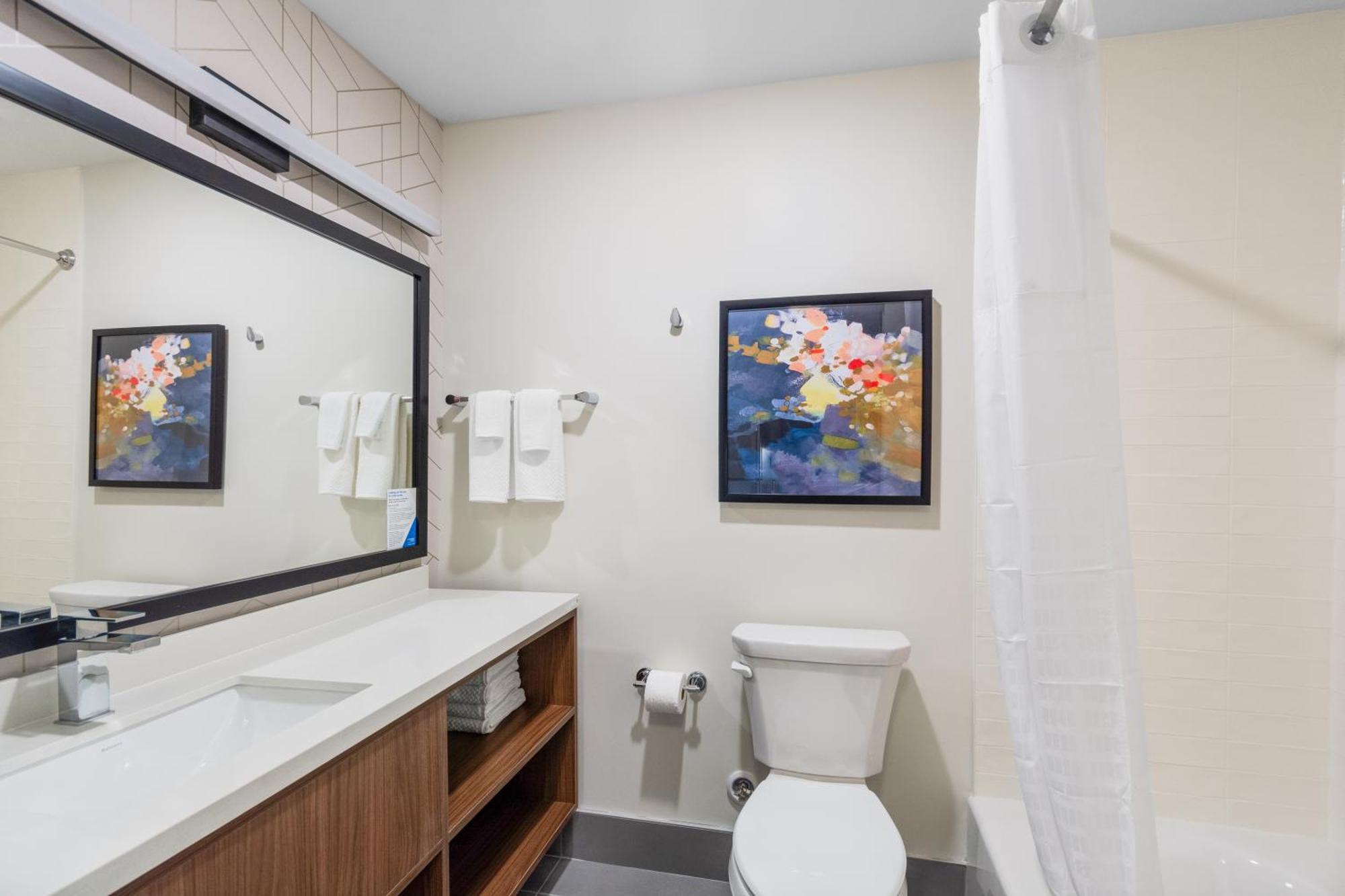 Everhome Suites Lexington - Horse Park Habitación foto