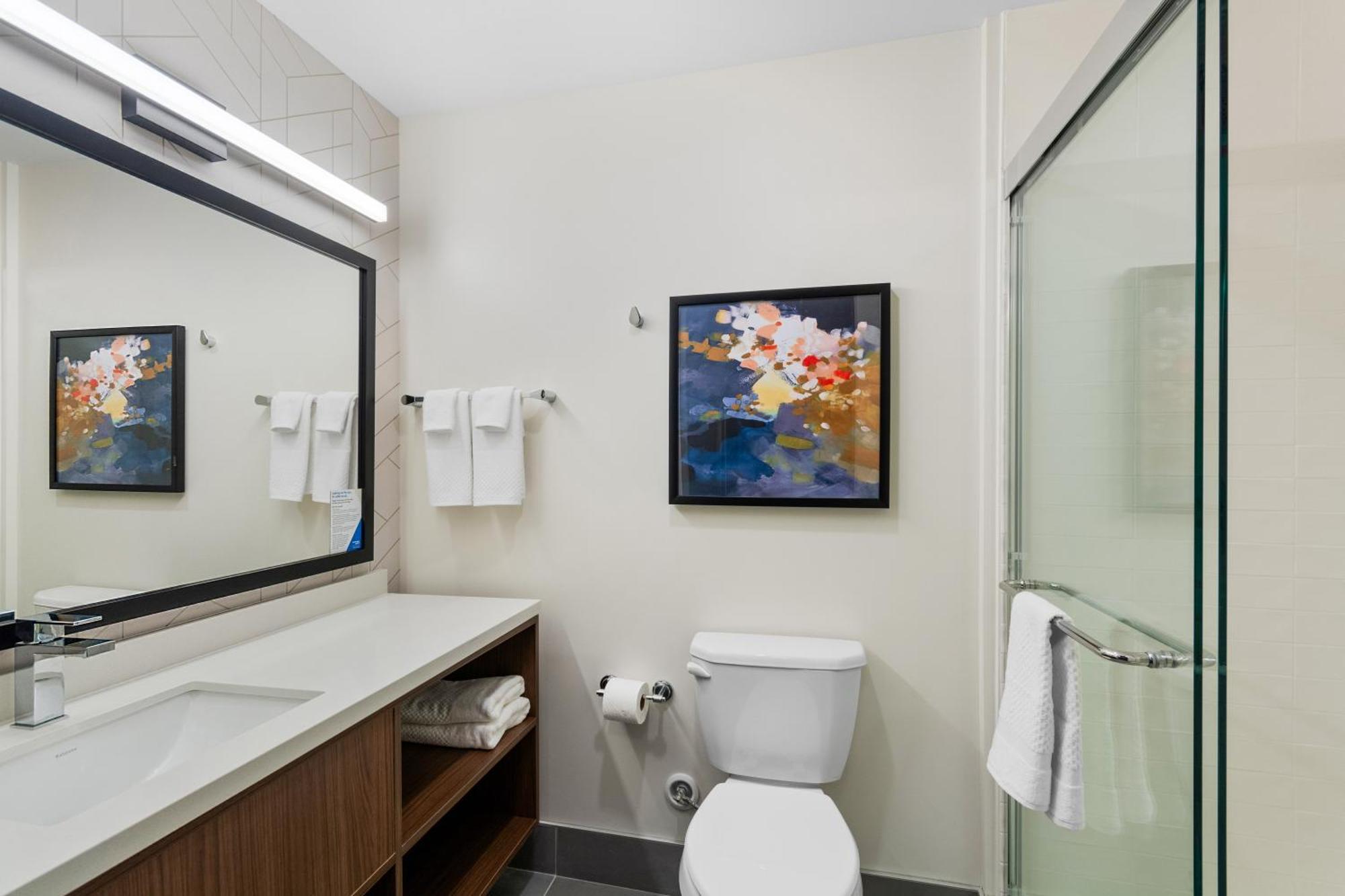 Everhome Suites Lexington - Horse Park Habitación foto